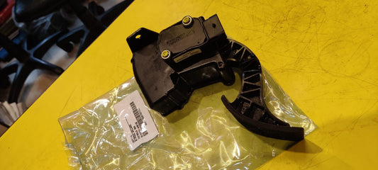 Genuine Tata Signa BS6 Accelerator Pedal Assembly (Part No. 410630100104) - 17 to 55 Ton