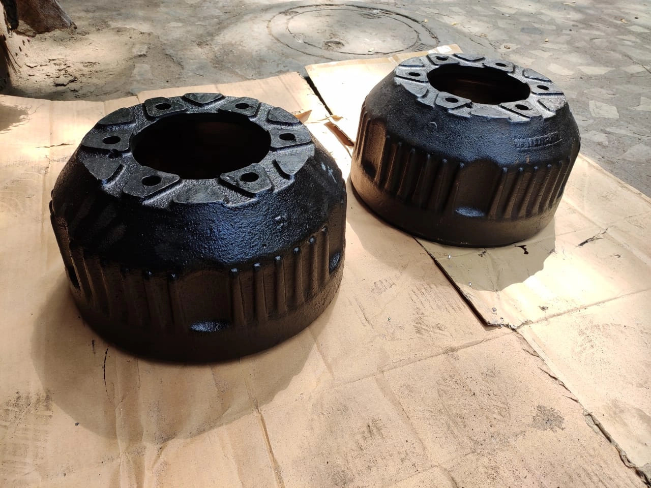 Tata 912 Rear/Front Brake Drum AB - Reliable Replacement for Kolkata & International Use
Upgrade your Tata 912 vehicle's braking system in Kolkata with the high-quality Rear/Front Brake Drum AB. Engineered to meet or exceed OEM specifications, this brake drum ensures reliable and long-lasting performance, providing the same level of quality as the original part. Its versatile design fits both the rear and front braking systems of Tata 912 vehicles, offering optimal stopping power and enhanced safety on