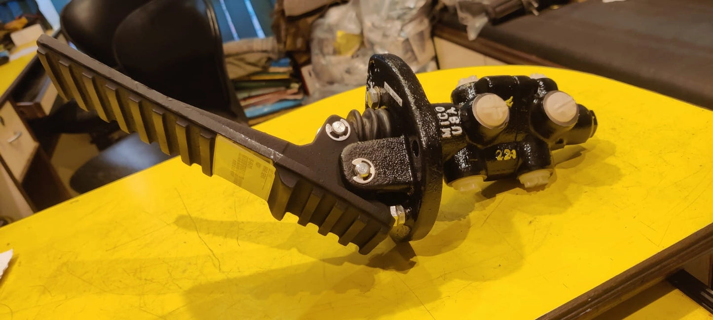 Case Brake Valve Assembly with Pedal (L73042) - Enhance Performance in Kolkata & Globally
Improve the performance and safety of your Case loader backhoe or backhoe in Kolkata with the genuine Brake Valve Assembly with Pedal - part # L73042. This essential component is compatible with a wide range of popular Case models, including W14, W18, W20, W24, W30 loader backhoes, as well as 680C, 680E, 680G, 680H, 680K, 780B, and 780C backhoes. Ensure optimal functionality and reliability for your heavy machiner