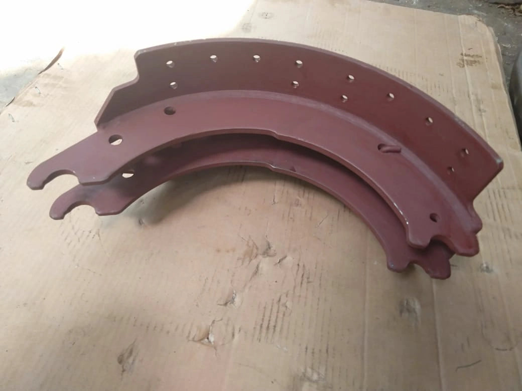 High-Quality Rear Brake Shoe Loha for Tata 2518 Trucks - Reliable Braking in Kolkata & Beyond
Ensure optimal and consistent braking performance for your Tata 2518 truck in Kolkata with our high-quality Rear Brake Shoe made from durable "Loha" (mild steel or similar robust material). Engineered from top-grade materials to withstand the rigors of heavy-duty use, this brake shoe provides a perfect fit and easy installation. Rigorously tested to meet or exceed OEM specifications, it delivers excellent stop
