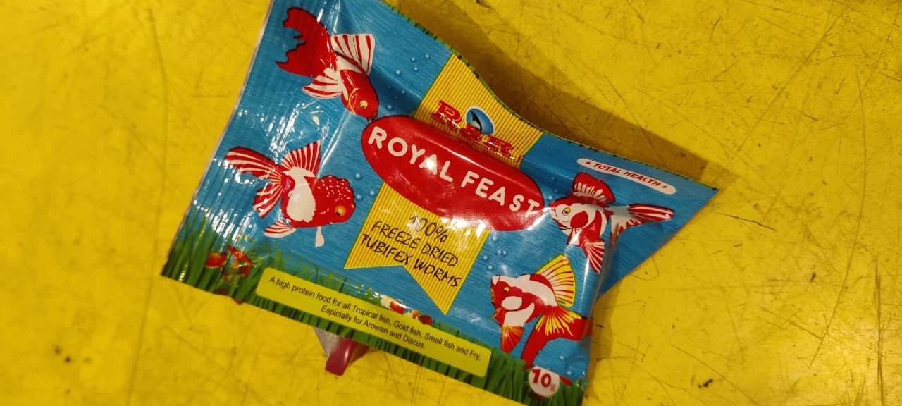 Royal Feast Dried Tubifex Worms 10g
Treat your aquatic pets in Kolkata to a nutritious and delicious meal with Royal Feast Dried Tubifex Worms. This convenient 10g pack is perfect for fish, reptiles, and other aquatic animals, providing a high-protein food source that promotes healthy growth and vibrant colors in your Kolkata aquariums and terrariums.