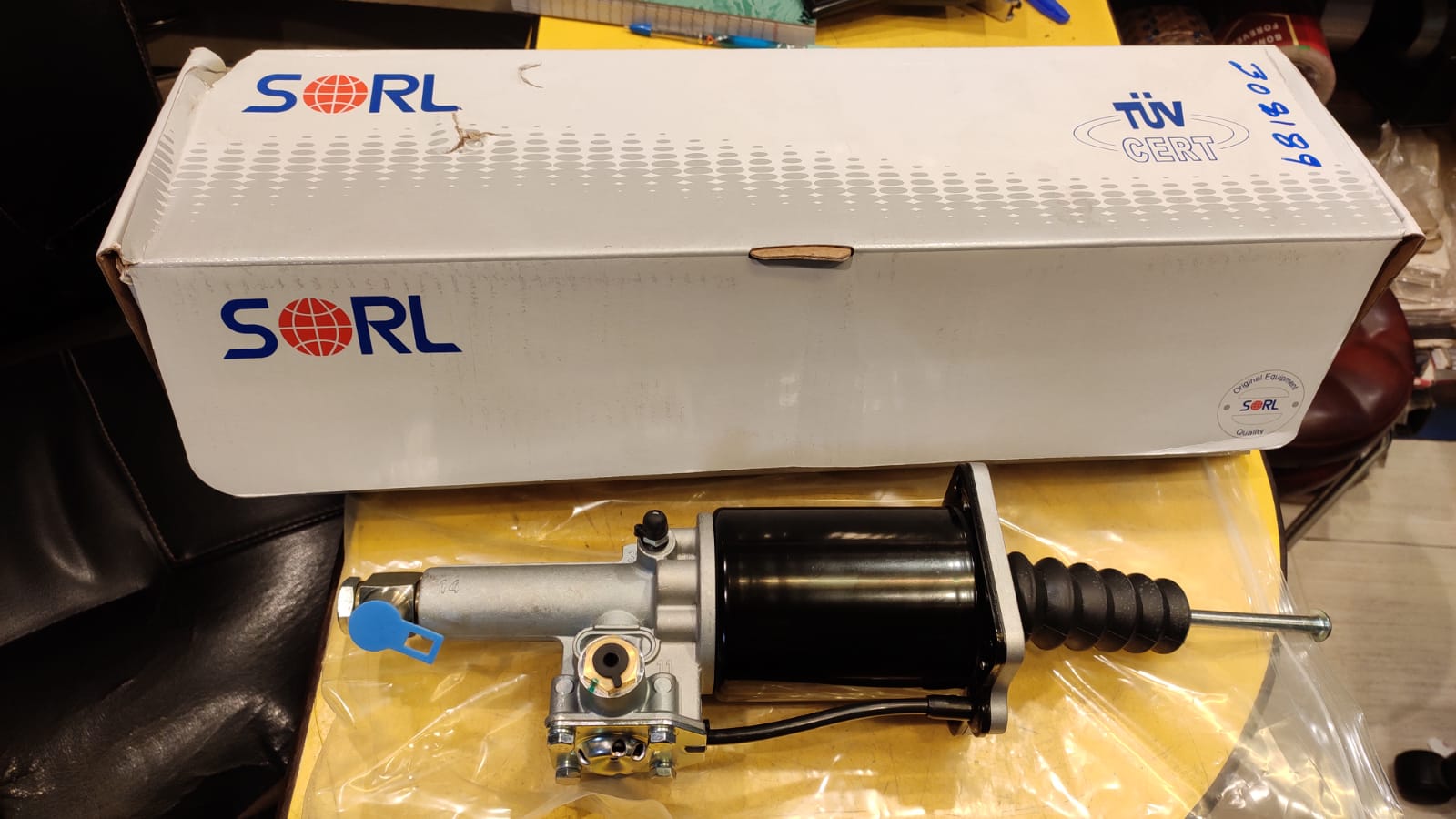 SORL Clutch Booster (318189) for Eicher 75mm in Kolkata & Global Markets
Improve the performance of your Eicher truck, bus, or tipper in Kolkata with the SORL Clutch Booster (Part Number: 318189), specifically designed for 75mm clutch systems. This high-quality component ensures better control and responsiveness. Discover potential opportunities for international distribution of genuine Eicher and SORL parts.