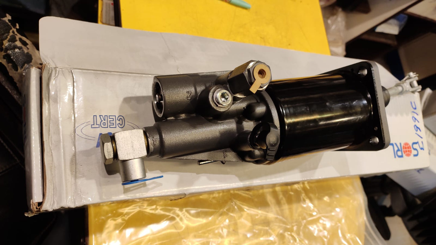Sorl Clutch Booster (316613) for Eicher (70-75mm) in Kolkata & International Markets
Boost the performance of your Eicher truck, bus, or tipper in Kolkata with the Sorl Clutch Booster (Part Number: 316613), designed for versatile compatibility with 70mm to 75mm clutch systems. This high-quality component ensures improved control and responsiveness. Explore the potential for global distribution of reliable Eicher and Sorl vehicle parts.
