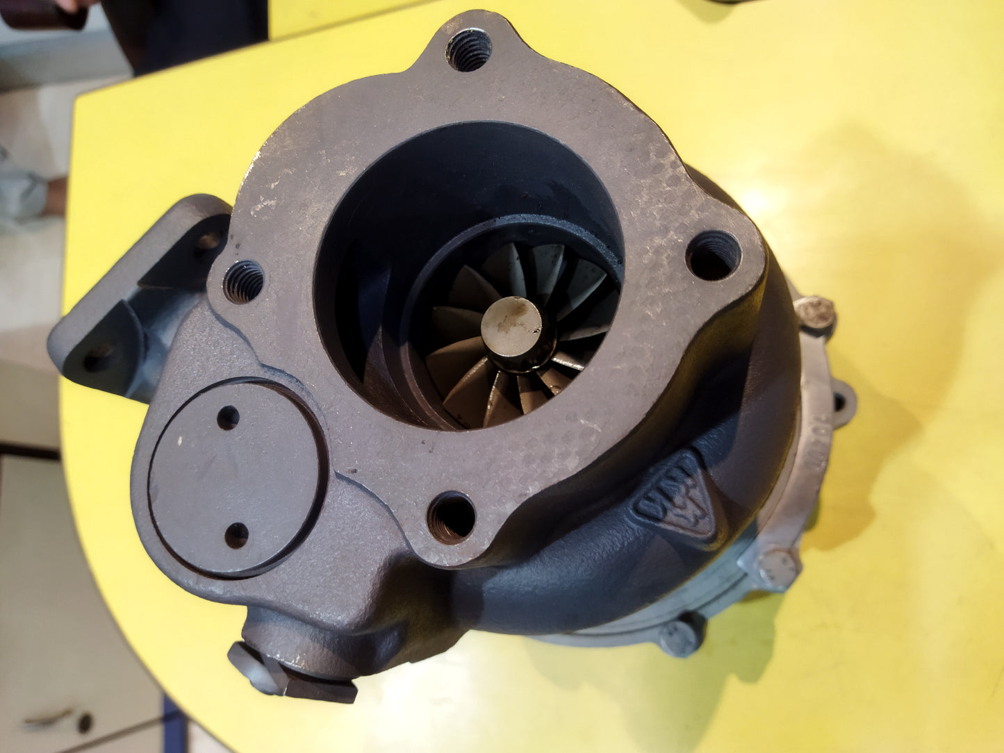 Maximize Your Volvo Truck/Bus Performance in Kolkata & Globally with the B9R Turbo Charger