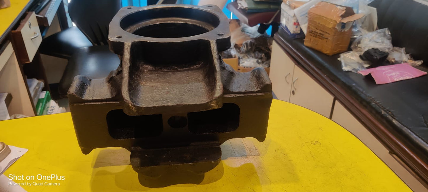 Telco Heavy Duty Differential Hub - Engineered for Prima LPS, HCV Buses & LPK Bogie Bracket Hub