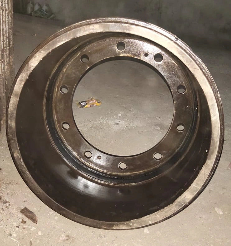 TVS Girling Brake Drum (22.5 inch) for Bharat Benz Trucks - Superior Braking from Kolkata to the World
Upgrade your Bharat Benz truck's braking system with the high-quality TVS Girling Brake Drum, specifically designed with a 22.5-inch diameter for optimal compatibility. Sourced from Kolkata, this brake drum offers enhanced performance and exceptional durability, ensuring reliable and efficient braking for your Bharat Benz truck. Improve your truck's stopping power and safety on the road with this premium