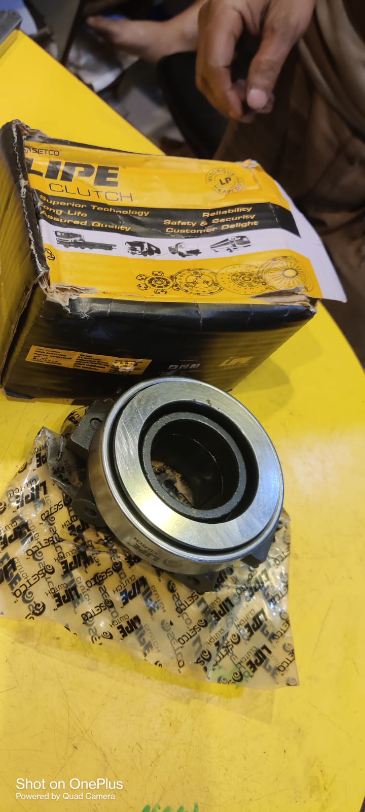 Lipe Clutch Release Bearing 2518 for Ashok Leyland & Tata in Kolkata & Global Markets
Upgrade your clutch system in Kolkata with the Lipe Clutch Release Bearing 2518. This genuine OEM bearing is specifically designed for Ashok Leyland and Tata vehicles, ensuring smooth clutch engagement and disengagement for optimal performance. Discover the potential for international distribution of reliable Lipe clutch components.