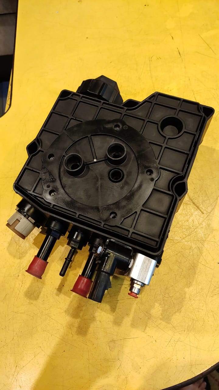Reliable Cummins Doser Fluid Supply Module 5303018 for Diesel Trucks in Kolkata & Worldwide