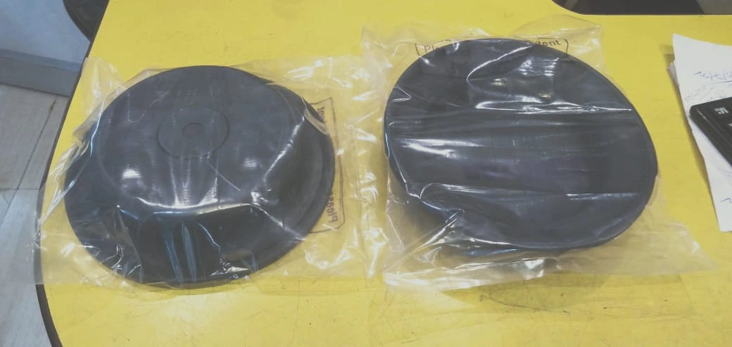 WABCO Front Brake Booster Chamber Repair Kit (Part # 300008100 300008060) for Kolkata
Ensure the safety and responsiveness of your commercial vehicles in Kolkata with this genuine WABCO Front Brake Booster Chamber Repair Kit (Part # 300008100 300008060). This comprehensive kit contains all the necessary components to effectively overhaul your front brake booster chamber, guaranteeing optimal front braking performance crucial for navigating Kolkata's roads safely.