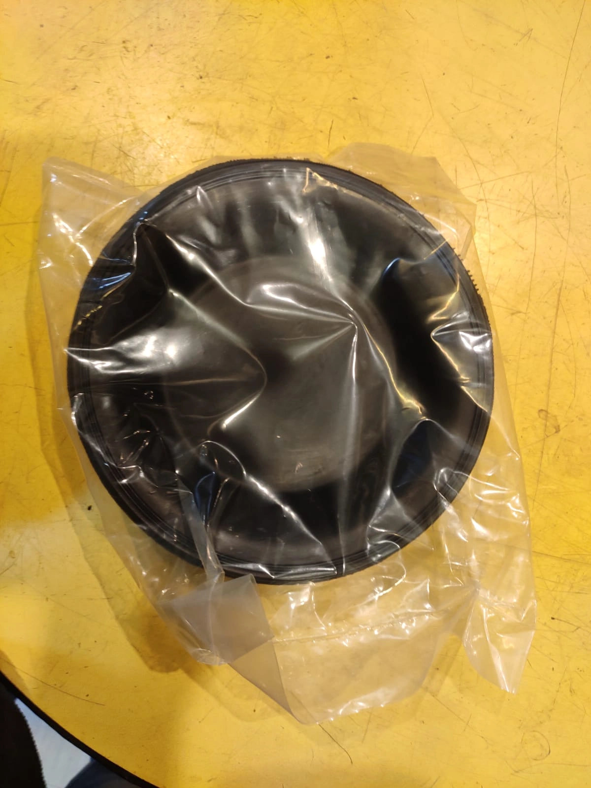 WABCO Major Rear Brake Booster Repair Kit (25/33) for Kolkata's Commercial Vehicles
Ensure the safety and optimal braking performance of your commercial vehicles in Kolkata with this WABCO Major Rear Brake Booster Repair Kit (300025033). Specifically designed for size 25/33 WABCO rear brake boosters commonly found in trucks, buses, and trailers operating in and around Kolkata, this comprehensive kit provides all the necessary components for a complete major overhaul.