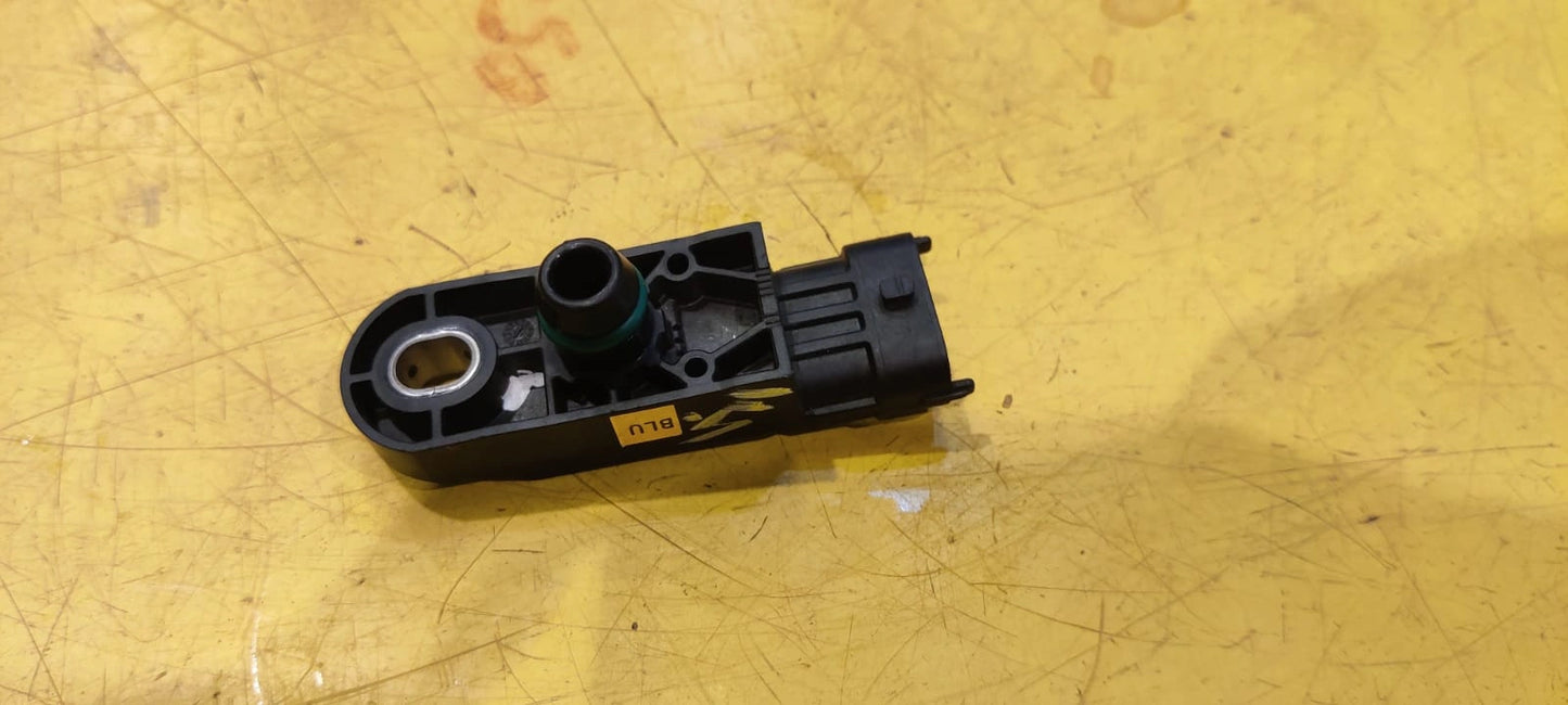 Genuine Bosch MAP Sensor for Renault Duster in Kolkata & Global Markets
Boost your Renault Duster's performance in Kolkata and beyond with the reliable Bosch MAP Sensor. Specifically designed for accurate intake manifold pressure or boost pressure readings, this sensor is crucial for ensuring optimal fuel injection and fuel system efficiency in your vehicle, whether you're navigating local roads or driving in international markets.