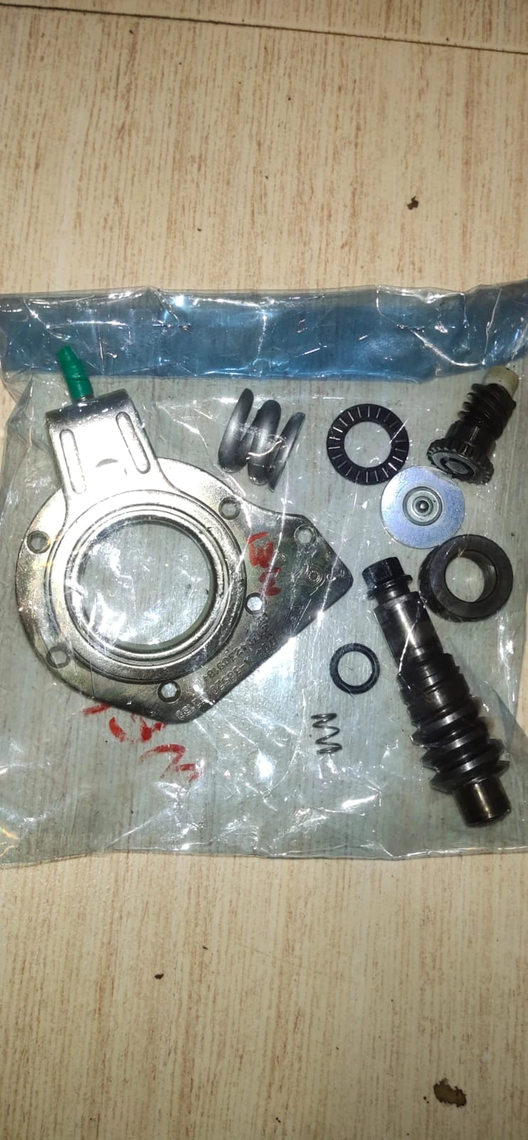Universal MEI Slack Adjuster Repair Kit for Kolkata's Commercial Fleets
Ensure the safety and efficiency of your commercial vehicles in Kolkata, including trucks, buses, and trailers, with this Universal MEI Slack Adjuster Repair Kit. Regular maintenance using this kit helps guarantee proper brake stroke and reliable braking performance, crucial for navigating Kolkata's traffic safely.