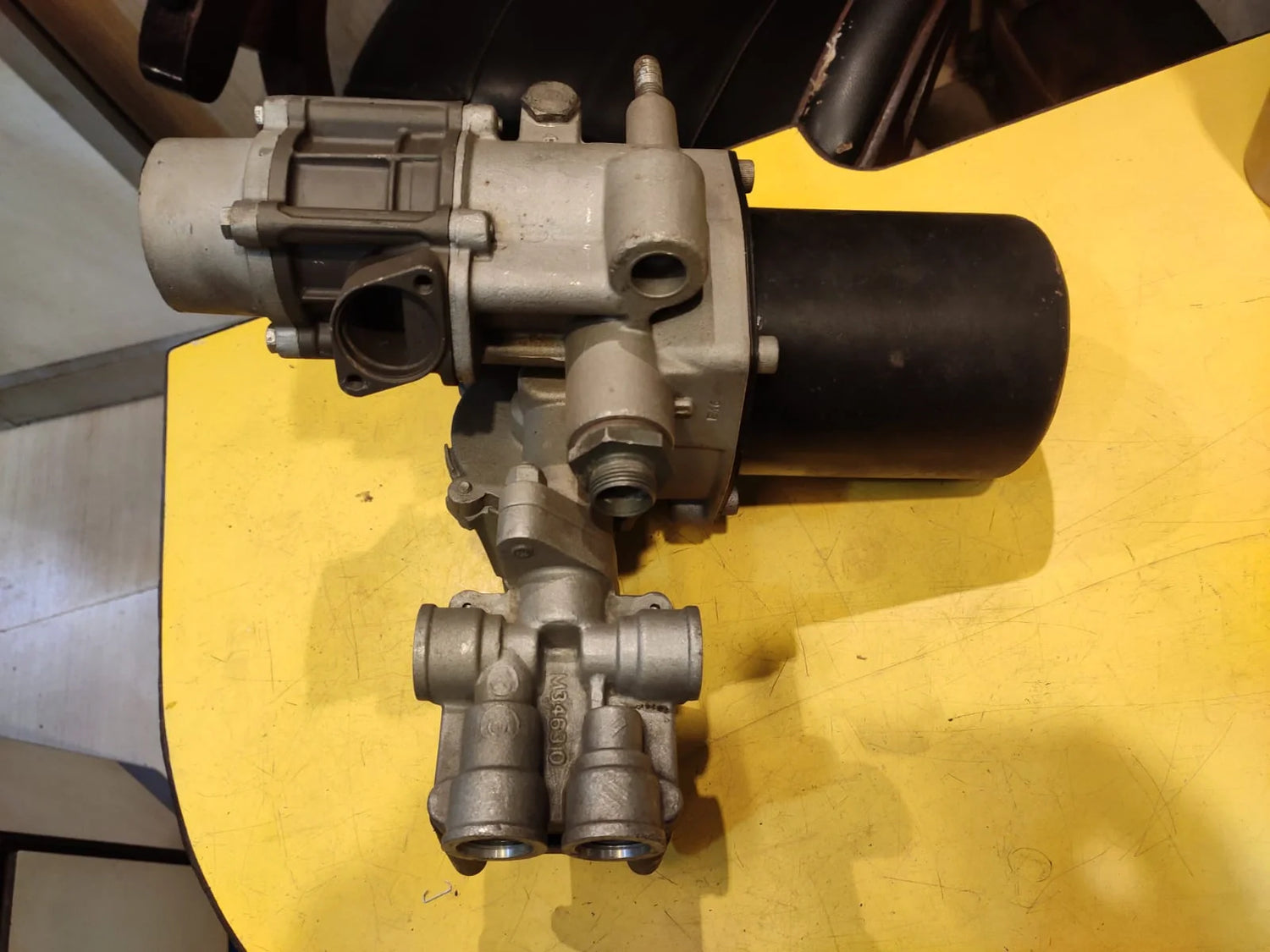 Air Compressors, Dryers & Wabco