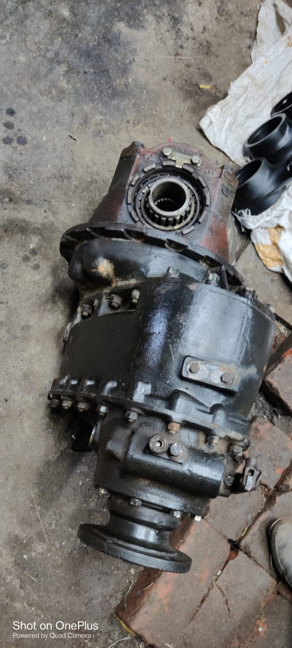 Heavy-Duty Rear Suspension Differential Axle Assembly for AMW Commercial Vehicles