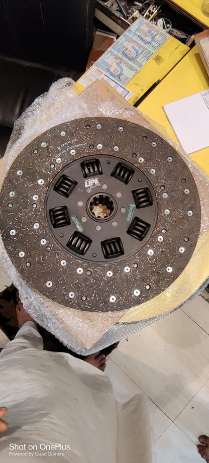 TATA Lipe 430mm 17" Gb 750 Truck Clutch Plate in Kolkata &amp; Global Markets

Upgrade your Tata truck in Kolkata for a smoother and more efficient ride with the TATA Lipe 430mm 17" Gb 750 Truck Clutch Plate. Made with high-quality materials for durability, this clutch plate is ideal for heavy-duty applications. Discover the potential for international distribution of reliable Tata truck clutch components from Kolkata.