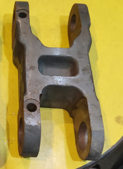 Heavy-Duty H Type Shackles for Enhanced Tata Truck Suspension