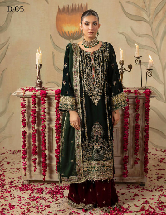 Areej Naqash-E-Makhmal D/05 - Emerald Green &amp; Maroon Velvet Pakistani Salwar Suit for Wedding