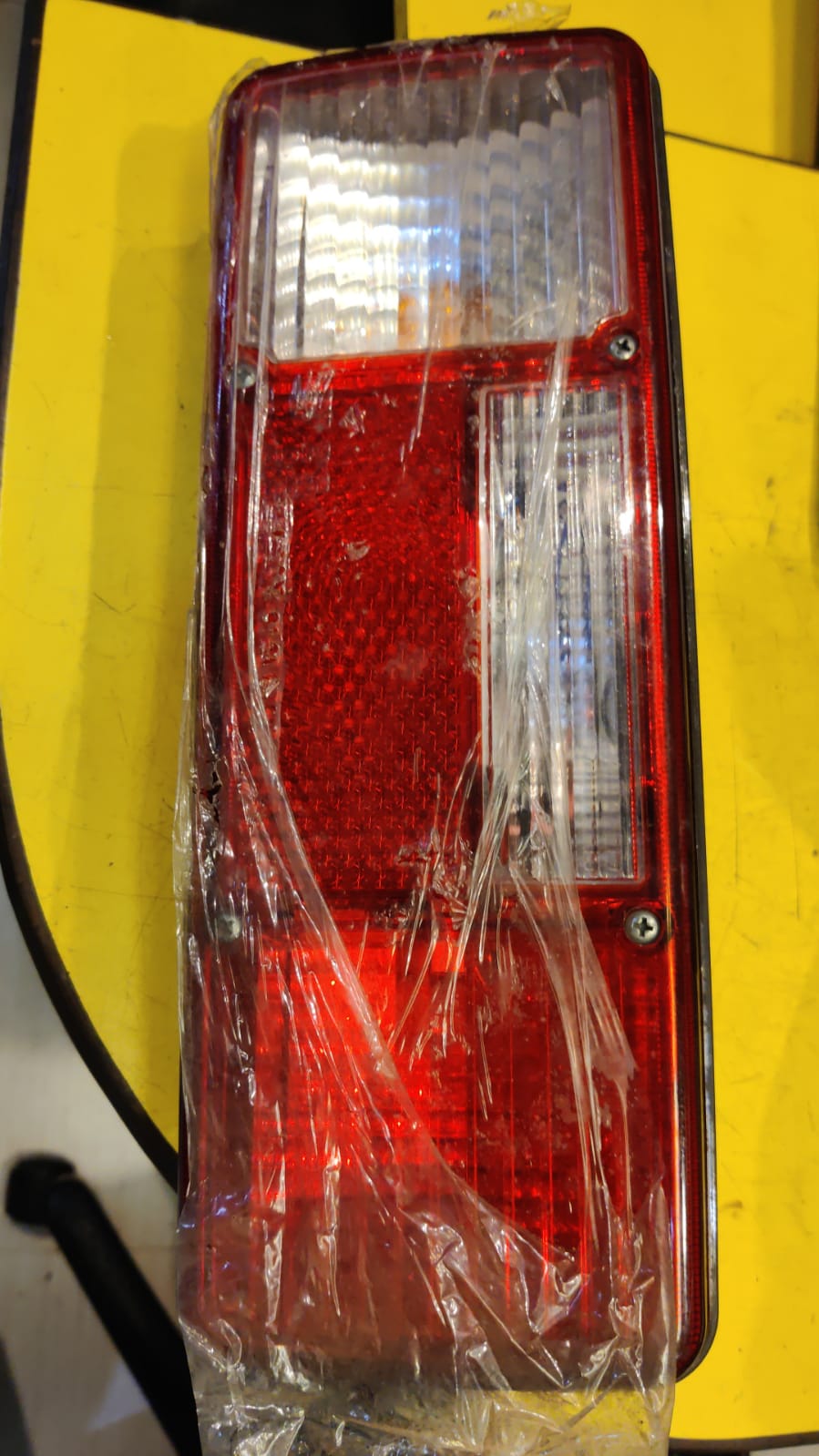 Upgrade Your Truck or Bus with High-Quality Back Lights

Take your truck or bus to the next level with our premium back lights. Engineered for durability and exceptional brightness, our lights significantly enhance your vehicle's visibility on roads worldwide, providing a crucial layer of added safety and a touch of modern style.