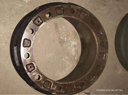 TVS Girling Brake Drum (22.5 inch) for Bharat Benz Trucks - Superior Braking from Kolkata to the World

Upgrade your Bharat Benz truck's braking system with the high-quality TVS Girling Brake Drum, specifically designed with a 22.5-inch diameter for optimal compatibility. Sourced from Kolkata, this brake drum offers enhanced performance and exceptional durability, ensuring reliable and efficient braking for your Bharat Benz truck. Improve your truck's stopping power and safety on the road with this premium 