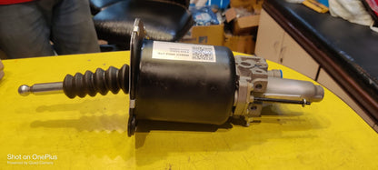 High-Quality Tipper Clutch Booster 102mm 2523 Type for Kolkata &amp; Global Markets

Enhance the performance of your heavy-duty truck or commercial vehicle in Kolkata with the Tipper Clutch Booster 102mm 2523 type. This high-quality aftermarket component is engineered for reliable and consistent power to your vehicle's clutch system. Discover its potential for the international heavy-duty vehicle aftermarket.