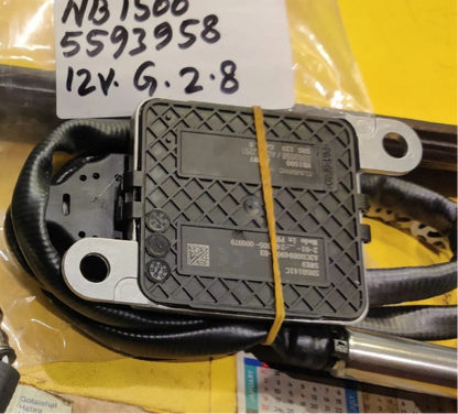 Genuine Cummins Urea Doser &amp; NOx Sensor Unit for Kolkata &amp; Global Heavy-Duty Vehicles

Ensure the efficient operation of your commercial vehicle's Selective Catalytic Reduction (SCR) system in Kolkata and across international markets with this authentic Cummins urea doser and NOx sensor combination unit. This 12V component, part number 5593958, is the NB1500 Gen2.8 model, specifically engineered for a wide range of heavy-duty vehicles including trucks, buses, JCBs, dumpers, trollers, and lorries use