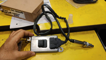 Genuine Continental UNI NOx Sensor for Mahindra Blazo BS6 Trucks in Kolkata &amp; Applicable Global Markets

Upgrade your Mahindra Blazo BS6 truck series in Kolkata and ensure optimal emission control with the genuine Continental UNI NOx Sensor. Specifically designed for BS6 emission compliance and operating at 24V, this sensor from the trusted brand Continental guarantees accurate readings, contributing to improved performance and a reduced environmental impact for both local and potentially international 