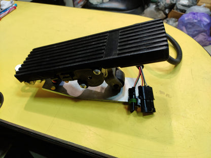 Williams Controls WM-526 Throttle Pedal for JCB Backhoes