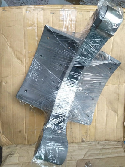 Scania Rear Brake Shoe Loha with Lining (14") for Kolkata Trucks &amp; International Supply

Ensure the long-lasting durability and reliable performance of your Scania truck's braking system in Kolkata with this high-quality Rear Brake Shoe Loha with Lining. Constructed from robust mild steel and precisely engineered to 14 inches, this brake shoe is a vital replacement component for various Scania truck models. Its strength and the effective lining provide exceptional stopping power, contributing to the saf