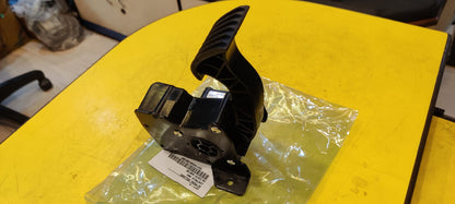Tata Signa BS6 Accelerator Pedal Assembly (Part No. 410630100104)