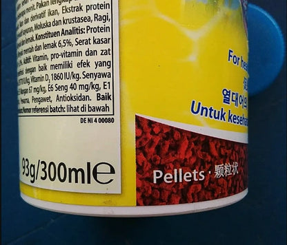 Tetra Bits Fish Food For All Tropical Fish 93 Gram

Provide complete nutrition for all your tropical fish in your Kolkata aquarium with Tetra Bits Fish Food. These slow-sinking, seafood-flavoured pellets are specially formulated for all life stages and even fish with sensitive stomachs, available in a 93-gram tin.